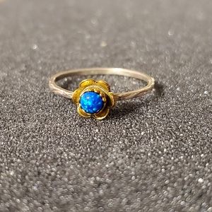 Opal Sterling silver 925 flower ring sz 9💎